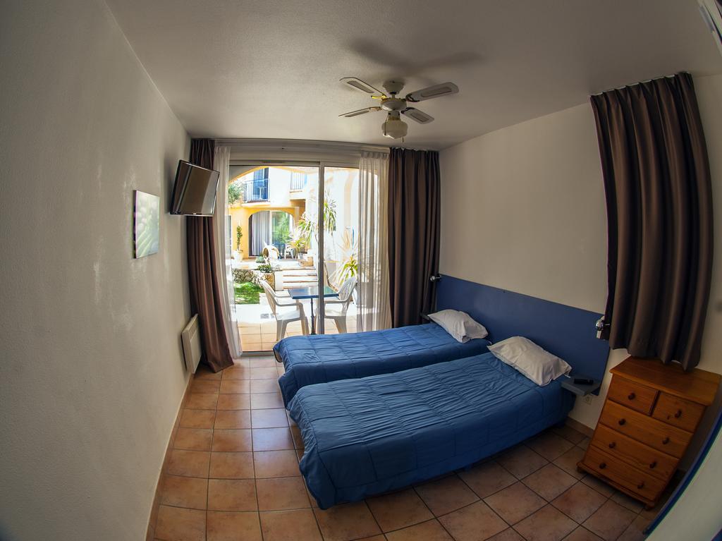 Le Leukos Apartahotel 2*